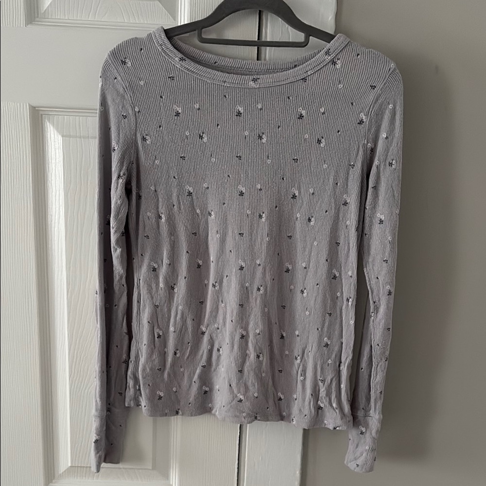 Gray Ribbed Long Sleeve Top